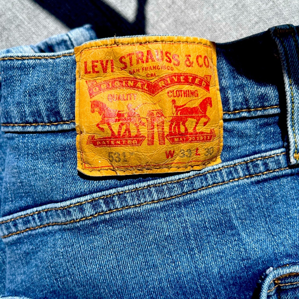 Men’s LEVI 33x30 Jeans